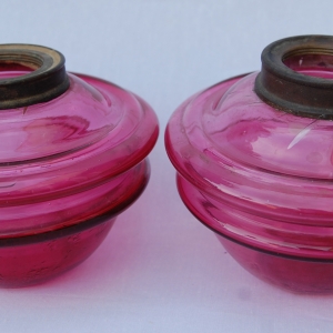 Pair of rose-glass Font no.20